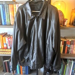 XL Vintage Leather Bomber Jacket